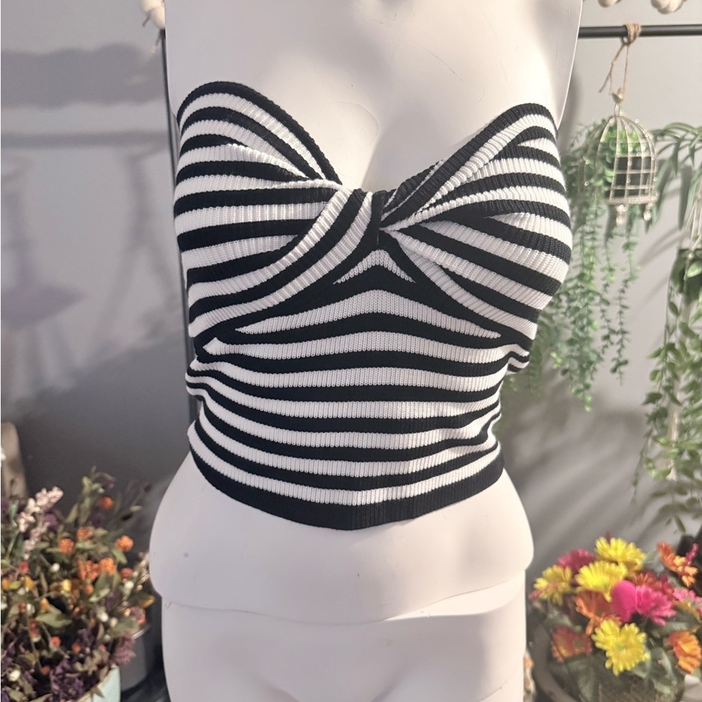 Striped Black & White Strapless Twist Front Knit Top